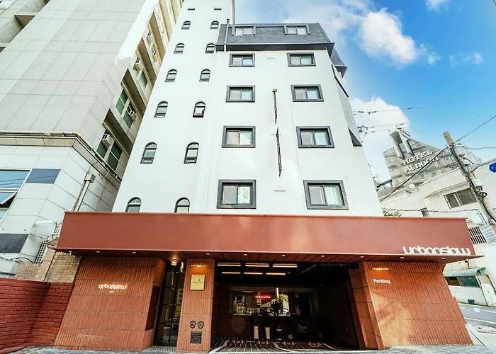 신촌 어반슬로우 酒店 *